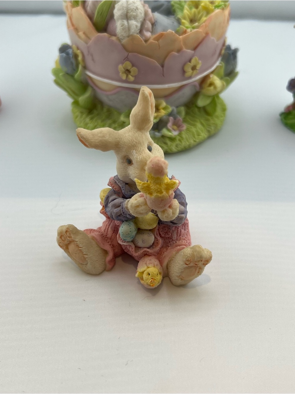 🎁Spring Bunny Figurine Set - Pastel Multi-Color Decorative Rabbits - Picture 4 of 13